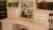 Chest of drawers with mirror
